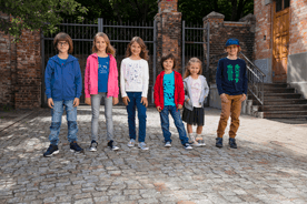 Ubrania do przedszkola i szkoły - wygodnie, funkcjonalnie i w stylu dziecka