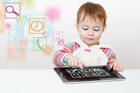 Dzieci uwielbiają interaktywne zabawki – zobacz różne propozycje dla chłopca i dziewczynki do lat 3