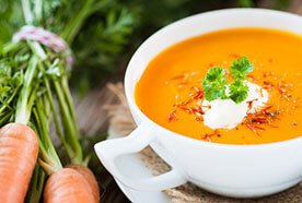 Jesienne zupy – dlaczego i jakie zupy warto jeść?