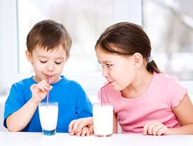 Mleko UHT w szkole - wróg czy przyjaciel dziecka