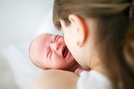 Dlaczego niemowlę płacze - poznaj najczęstsze przyczyny płaczu u dziecka